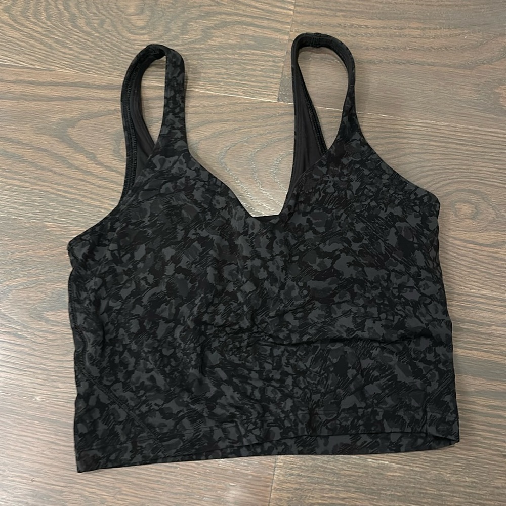 Lululemon top